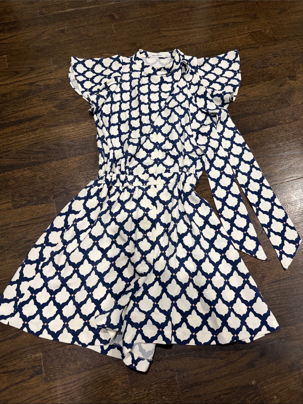 Emma Wallace Navy & White Geometric Tie-Waist women’s Romper size 2